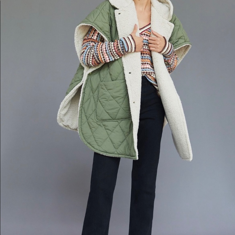 Anthropologie Faux fur lined quilted cape - Moss